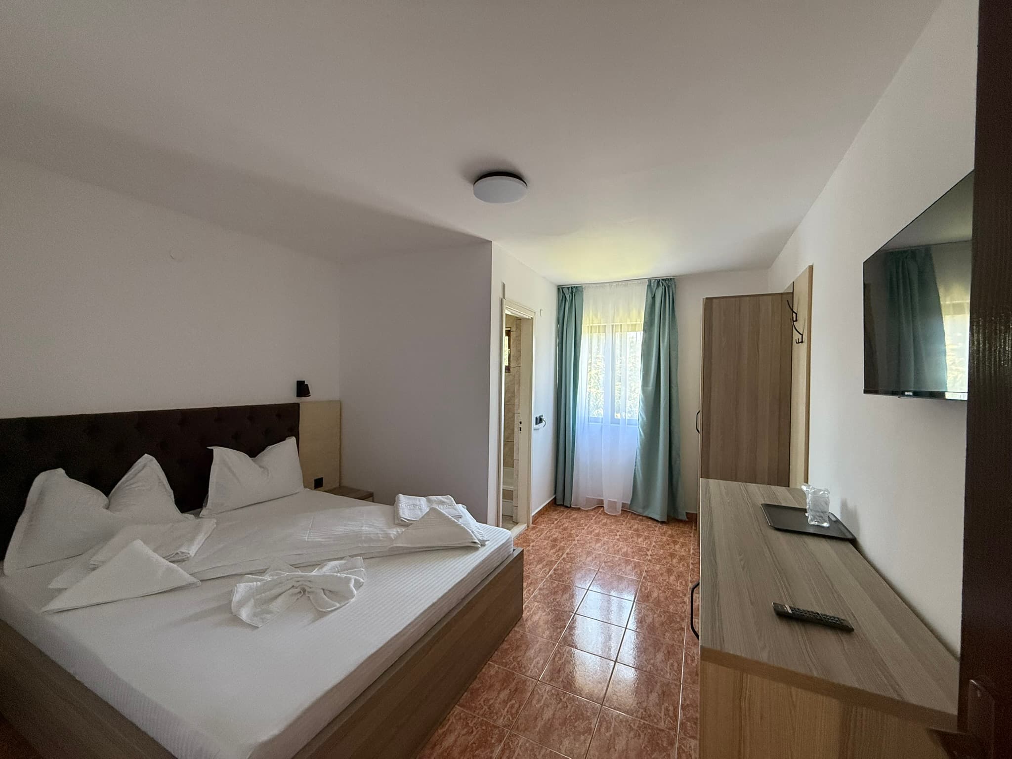 Cameră Dublă Parter - 1